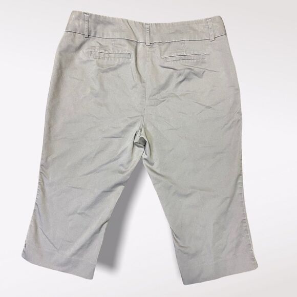 rickis | Women’s Gray Capris - Picture 2 of 4